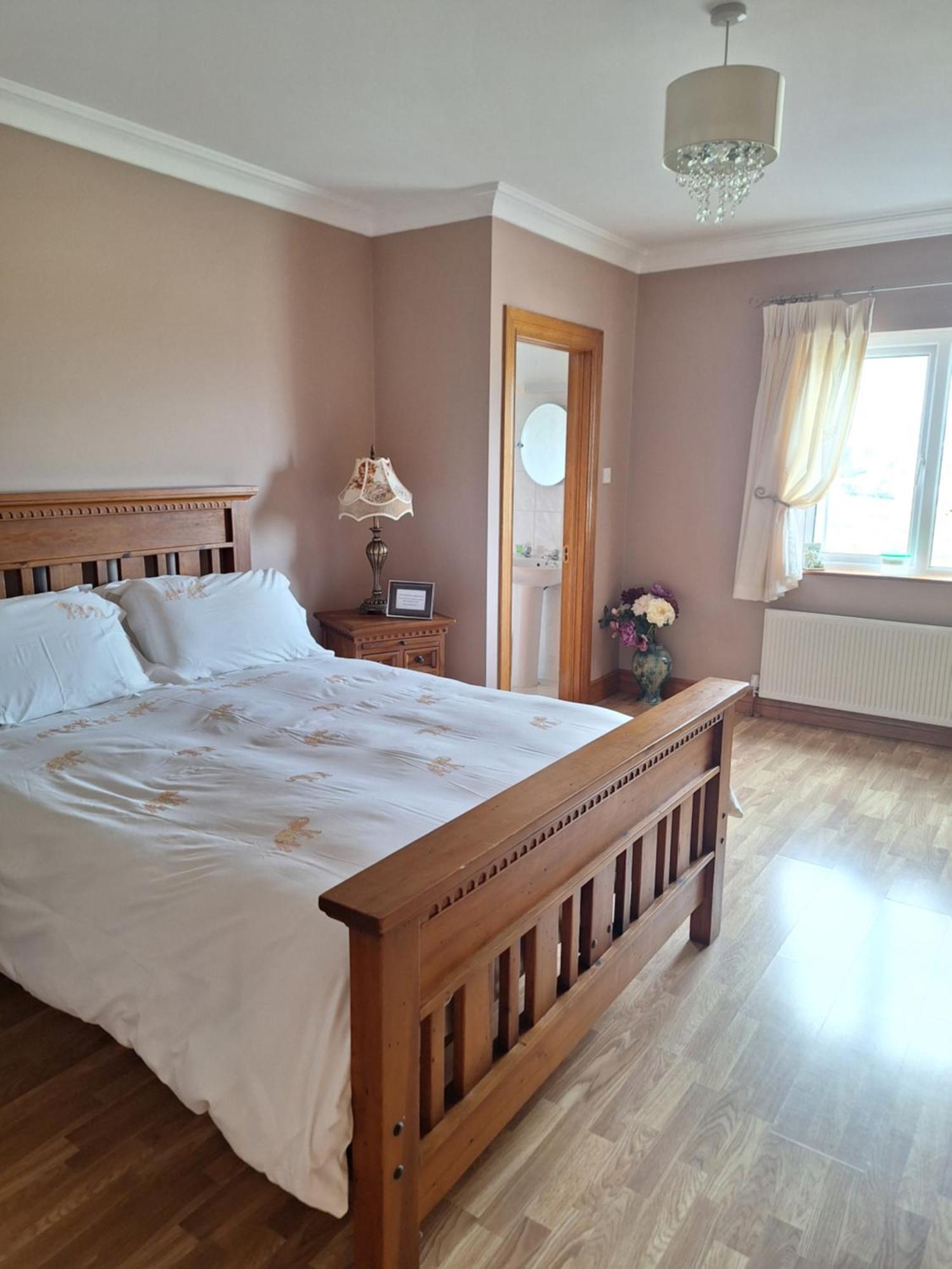 Ballnamona House Конг Номер фото